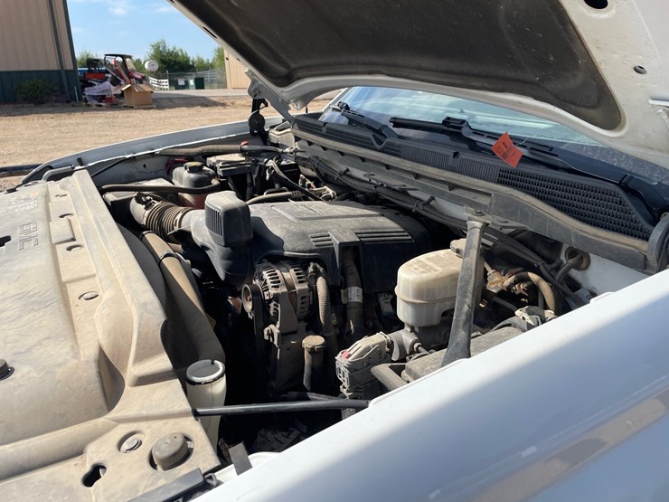 #1472-•-2019-gmc-sierra-pickup-truck-(has-mn-title)-image-14