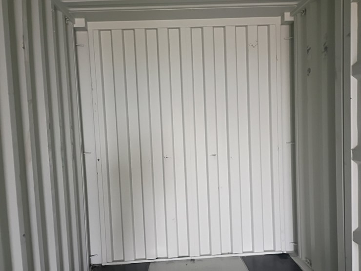 #l85-000-•-40ft-container-image-16