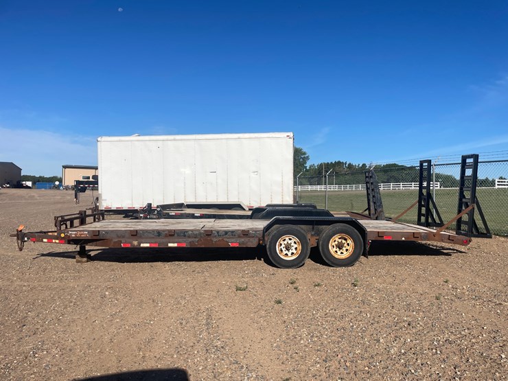 #1313-•-2012-pjtr-flatbed-trailer-(has-mn-title)-image-2