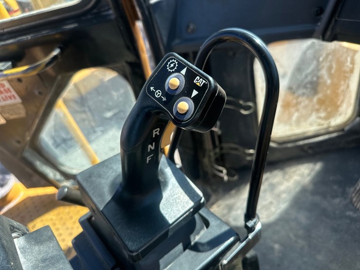 caterpillar-988f-image-75