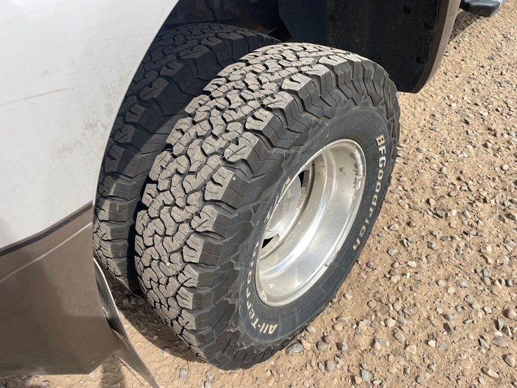 2004-ford-f350-image-17