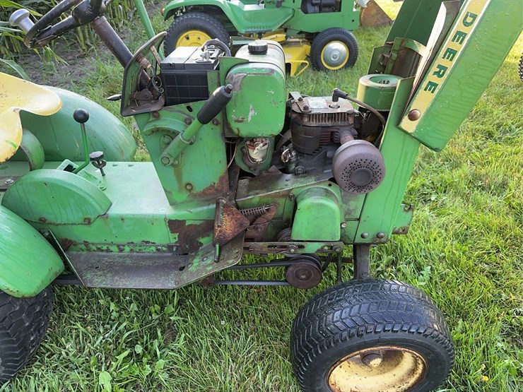 john-deere-110-image-10