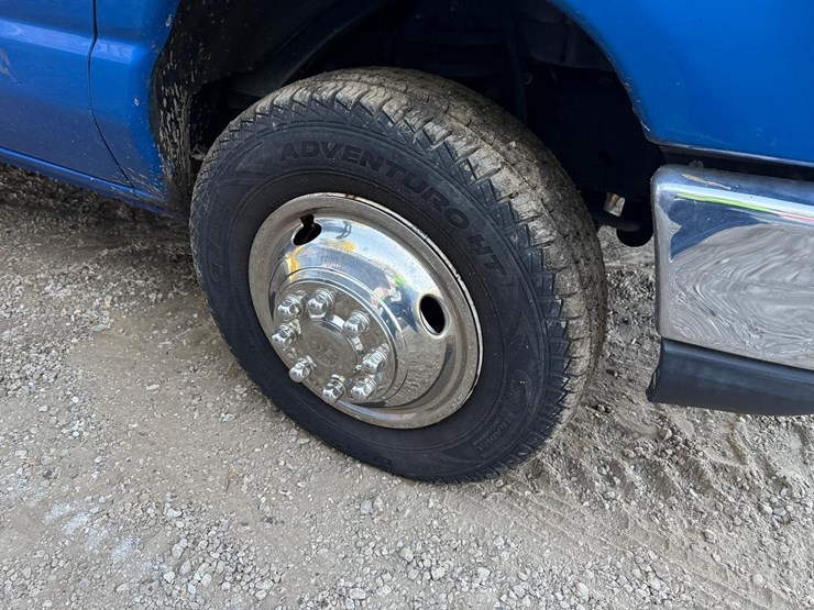 2014-ford-e350-image-10
