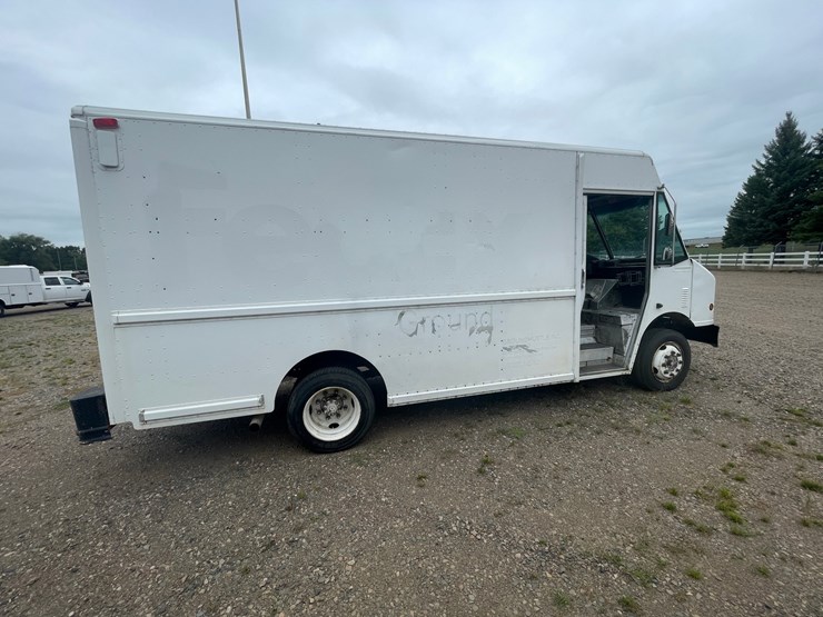 #1467-•-2000-freightliner-box-truck-(has-mn-title)-image-6