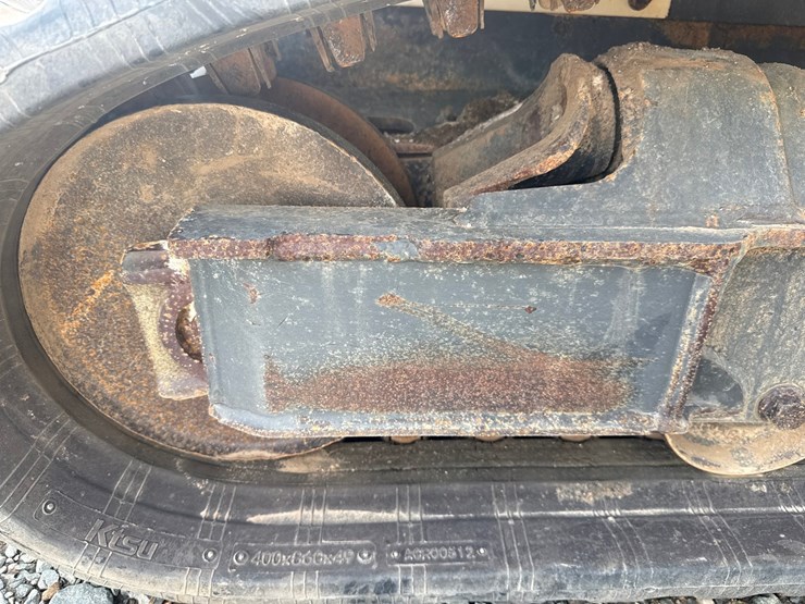 2019-bobcat-t595-image-52