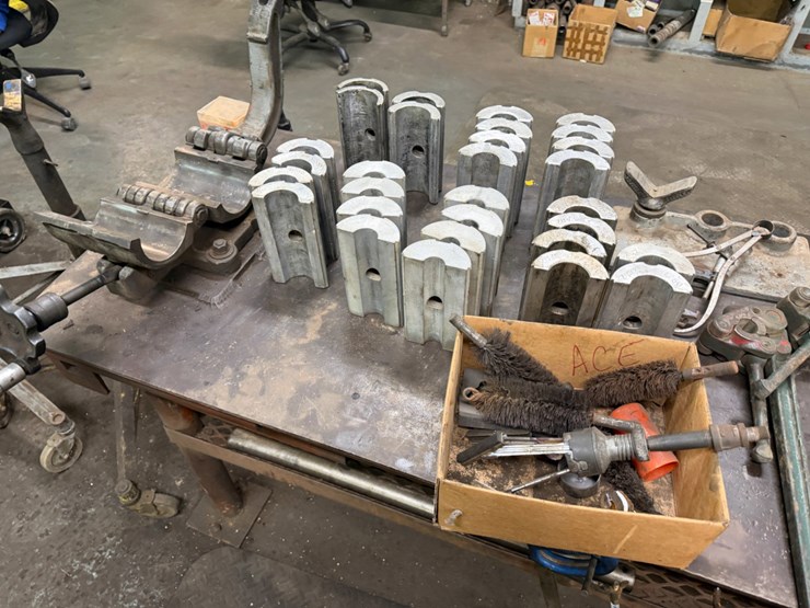 dh-pump-working-/-test-table-/-w/-tools-image-3