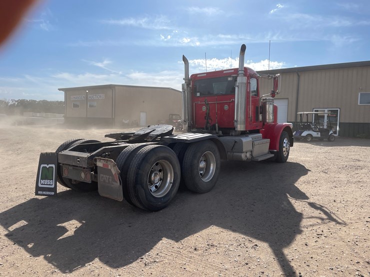 2012-peterbilt-388-image-5