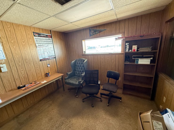 room-w/-(2)-book-shelves,-5’x2’-table,-&-(3)-chairs-image-1