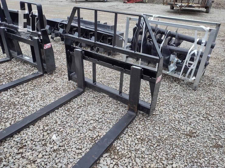 48-in-kivel-3500-lb-pallet-forks-image-2