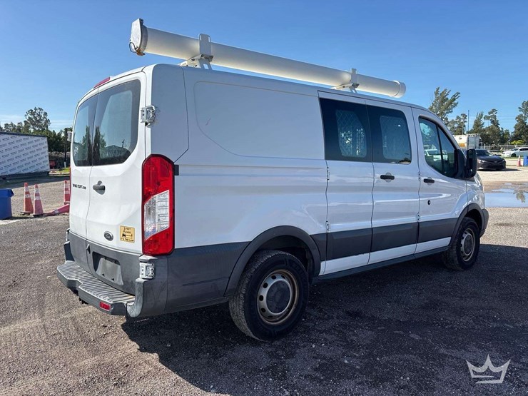 2018-ford-transit-image-3