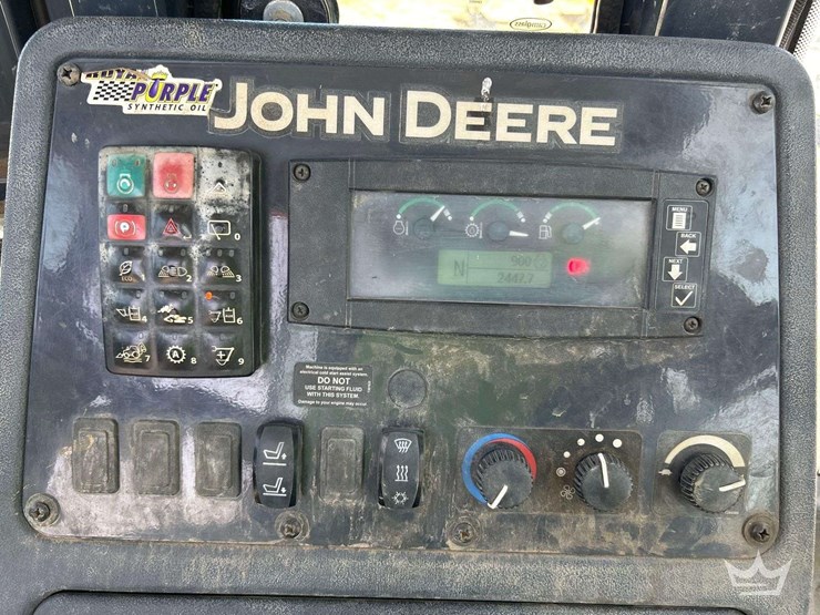 deere-410l-image-14