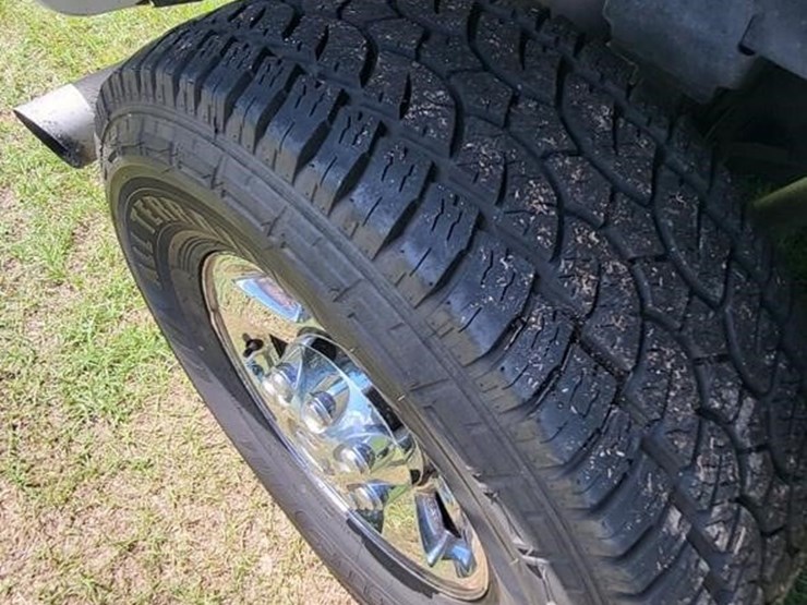 2008-dodge-2500-image-8