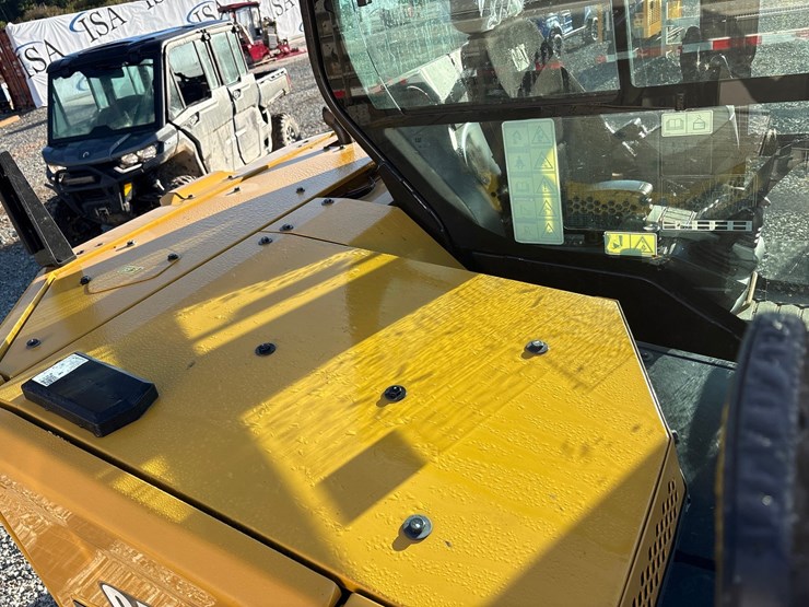 2020-caterpillar-306cr-image-22