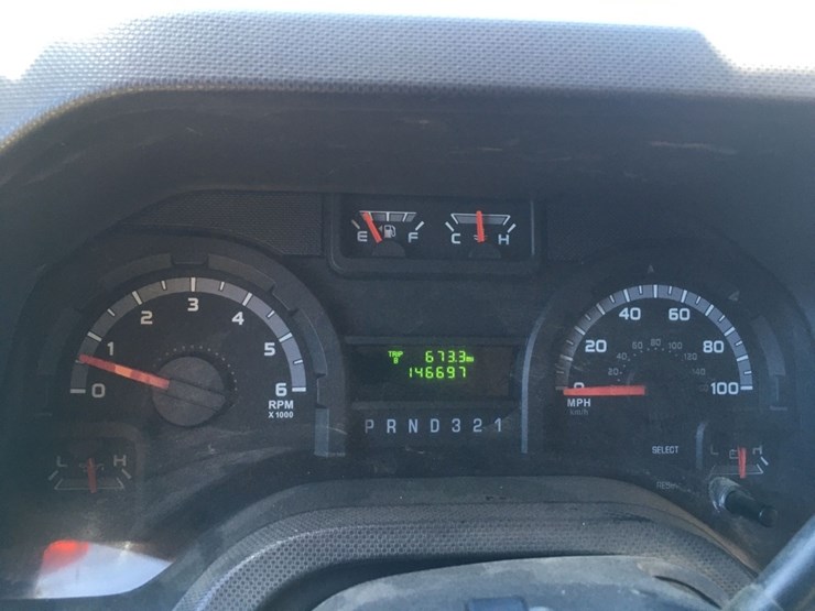 2015-ford-e450-image-8