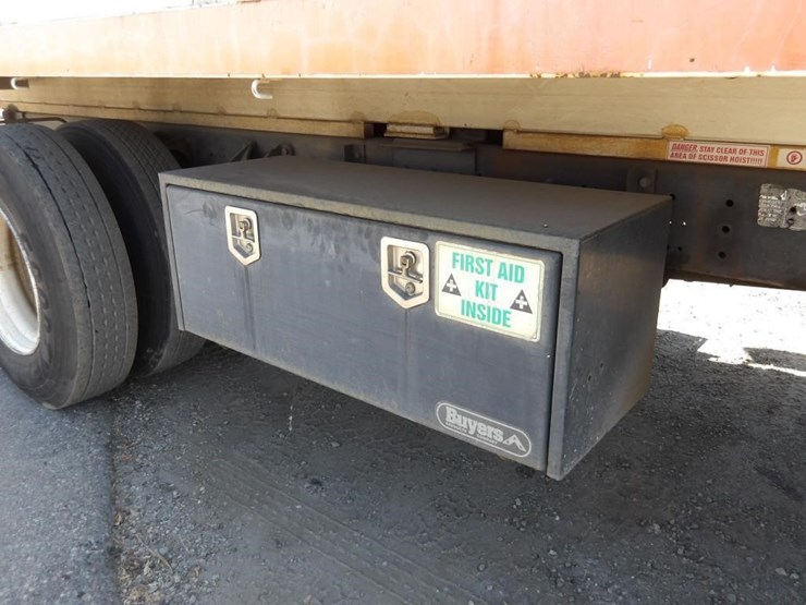 2004-international-durastar-4300-image-13