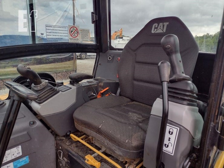 2022-caterpillar-303cr-image-11