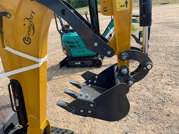 #5548-•-2026-qk20r-mini-excavator-image-5