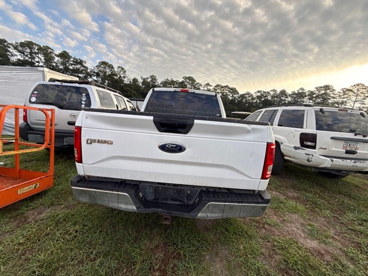 2015-ford-f150-image-5