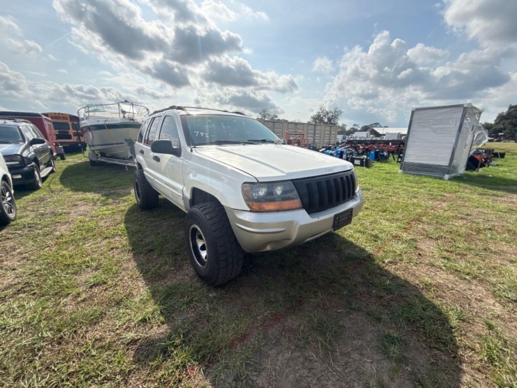 2001-jeep-grand-cherokee-image-1