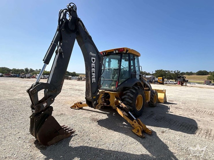 deere-410l-image-3