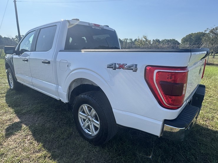 2022-ford-f150-xlt-image-6