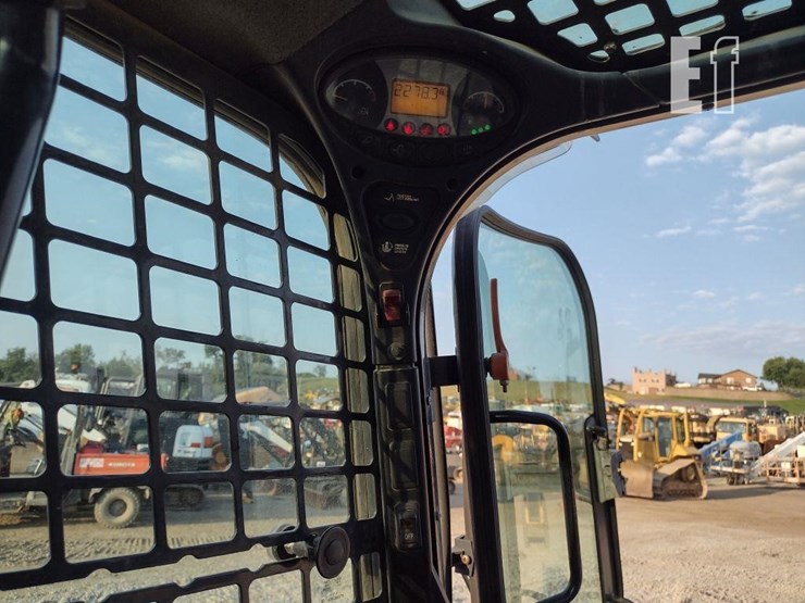 2016-bobcat-a770-image-7