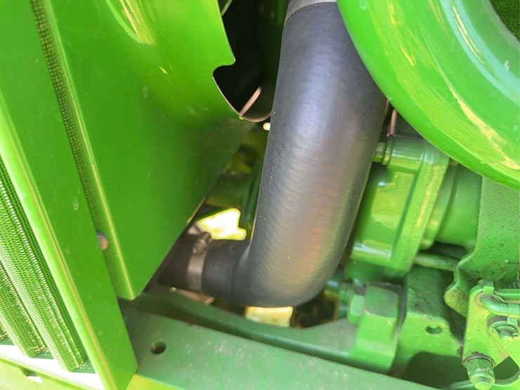 john-deere-2520-image-22