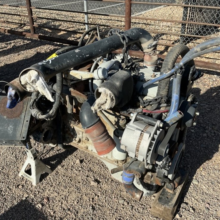 5.9L 6CYL 24 VALVE CUMMINS DIESEL ENGINE