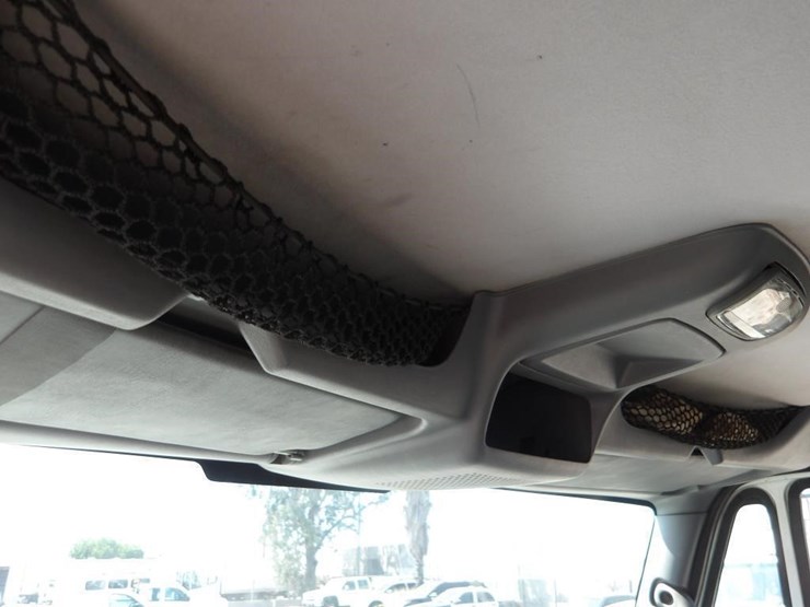 2004-international-durastar-4300-image-26