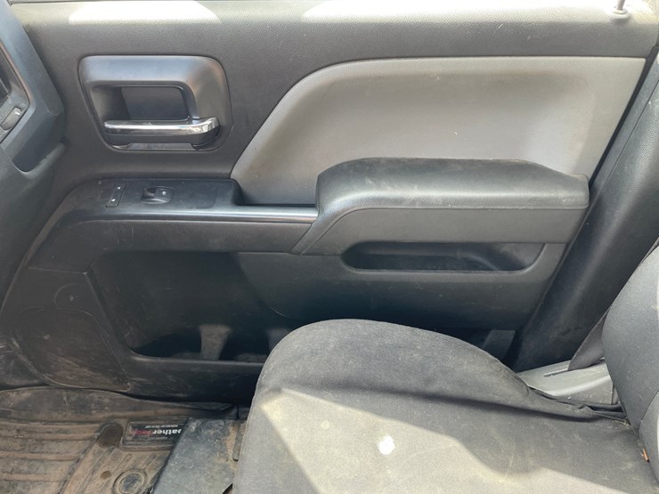 #1472-•-2019-gmc-sierra-pickup-truck-(has-mn-title)-image-34