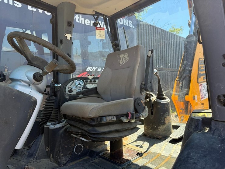 jcb-214-image-15