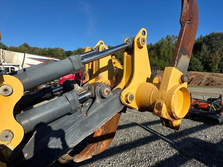 deere-1050k-image-26