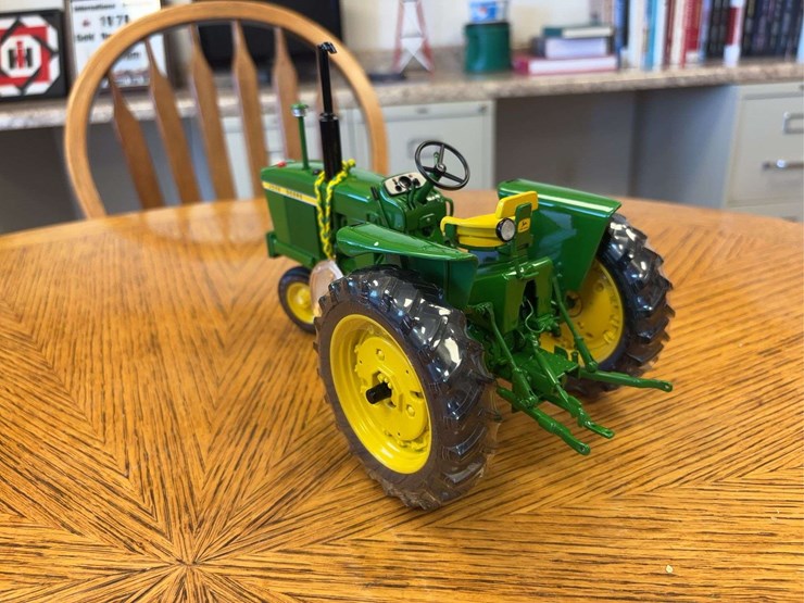 1/16-john-deere-3010-gas-precision-series-#20-image-8