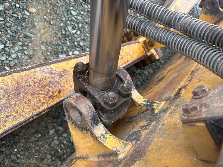 caterpillar-d6t-lgp-image-31