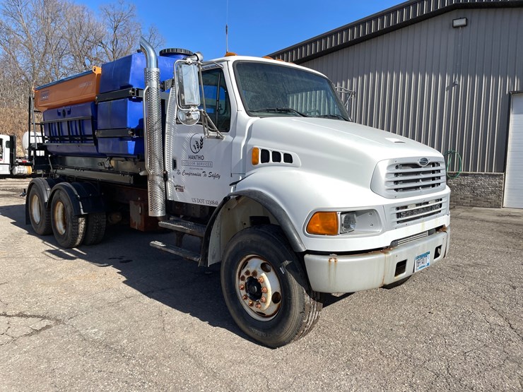 #1455-•-2003-sterling-salt-truck-(has-mn-title)-image-4