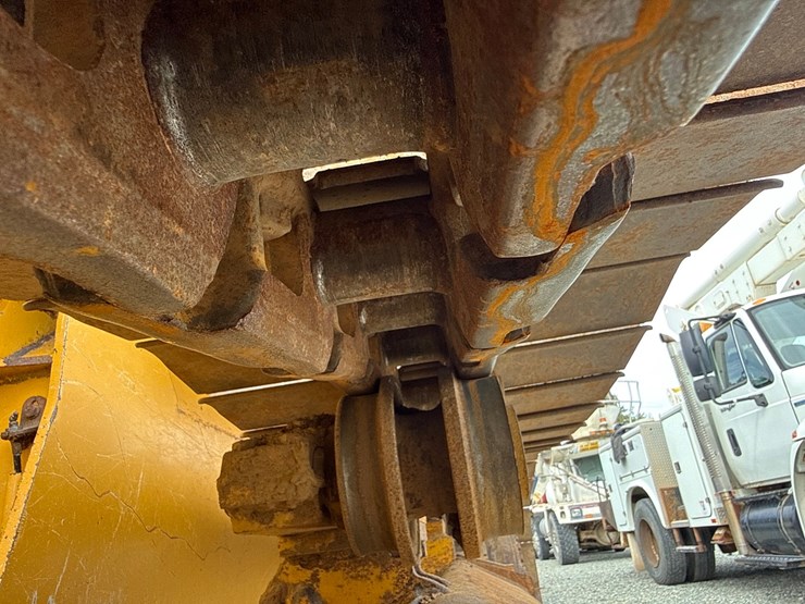 2014-deere-750k-lgp-image-58