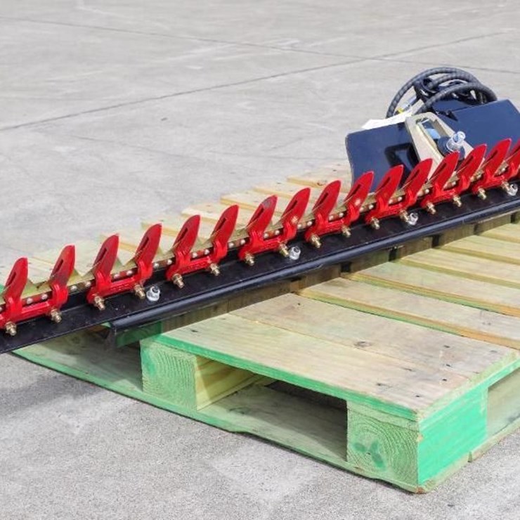 FUTURE Hedge Trimmer Mini Excavator Attachment, Fits 1-2Ton Excavator, 1" Pin Diameter, Unused
