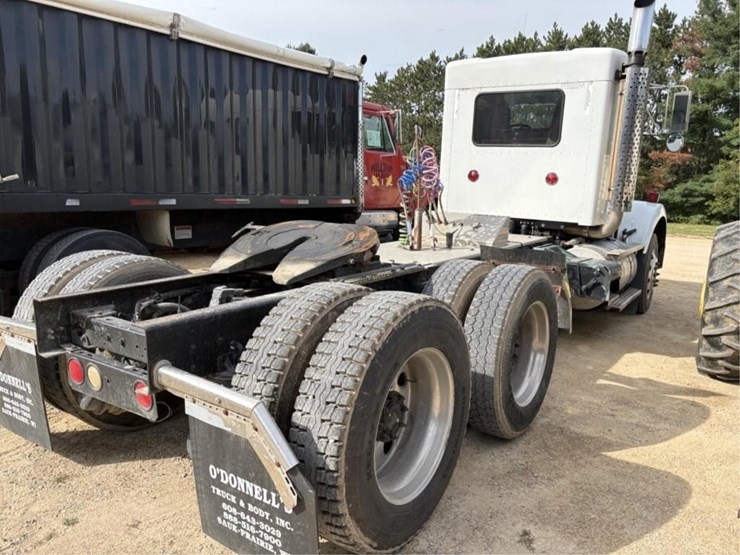 1998-kenworth-t800-image-3
