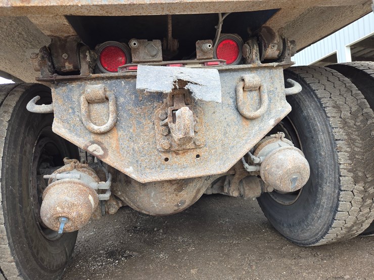 1995-ford-ltl9000-image-32