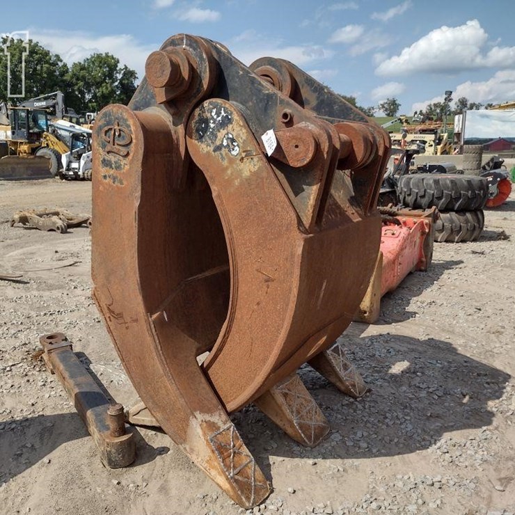 EXCAVATOR GRAPPLE