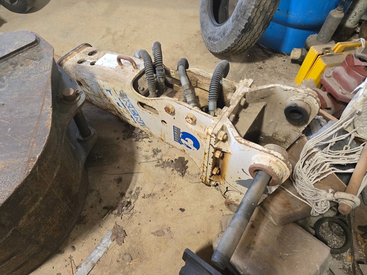 john-deere-310-image-5