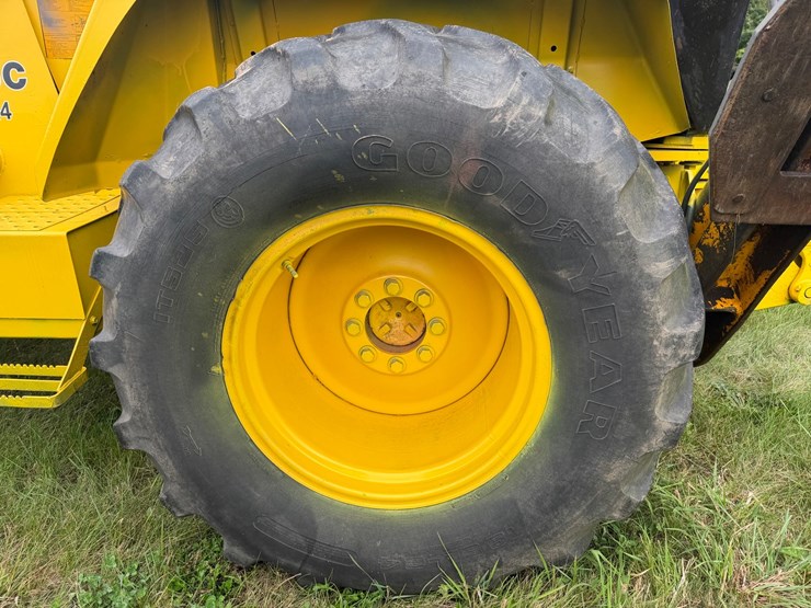 deere-310c-image-47