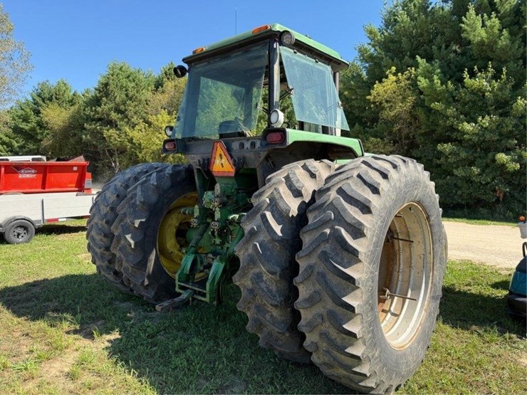 john-deere-4840-image-3