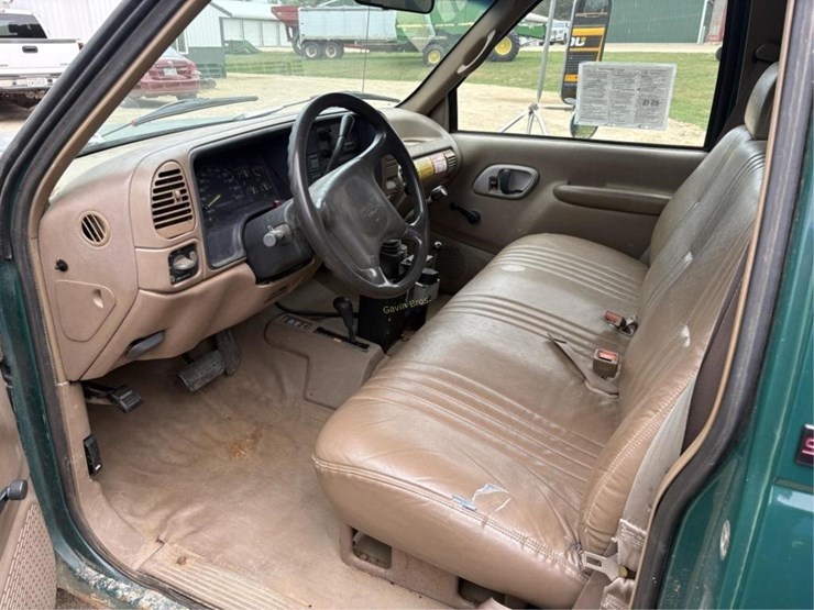 1995-gmc-sierra-3500-image-8