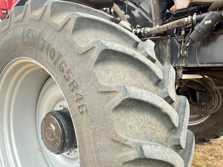 2024-case-ih-trident-5550-image-26