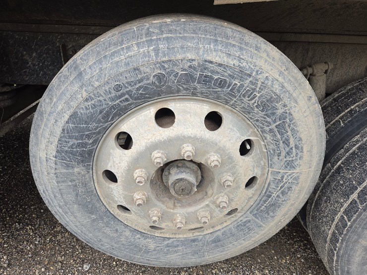 #3224-•-2006-sterling-st-9500-quad-axle-dump-truck-image-72