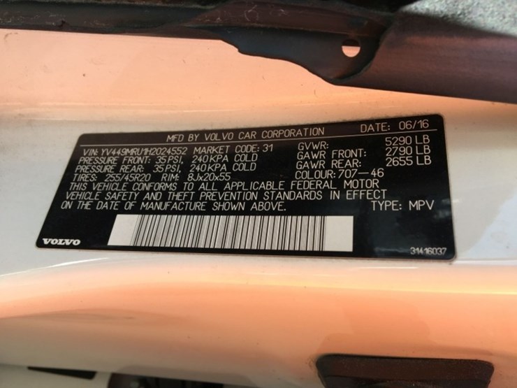 2017-volvo-xc60-image-13