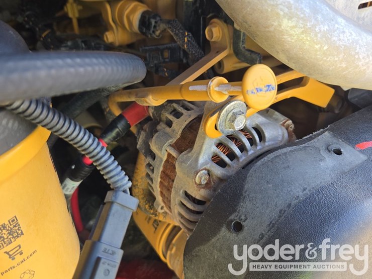 2023-caterpillar-259d3-image-36