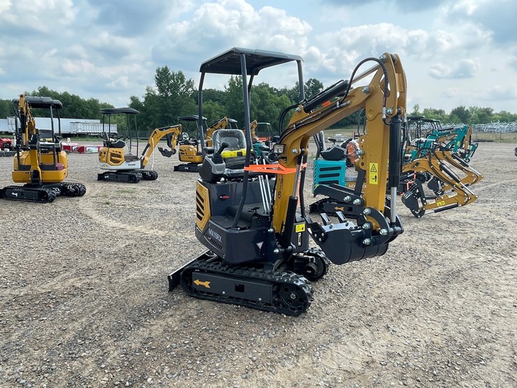 #5541-•-2026-mx15rx-mini-excavator-image-4