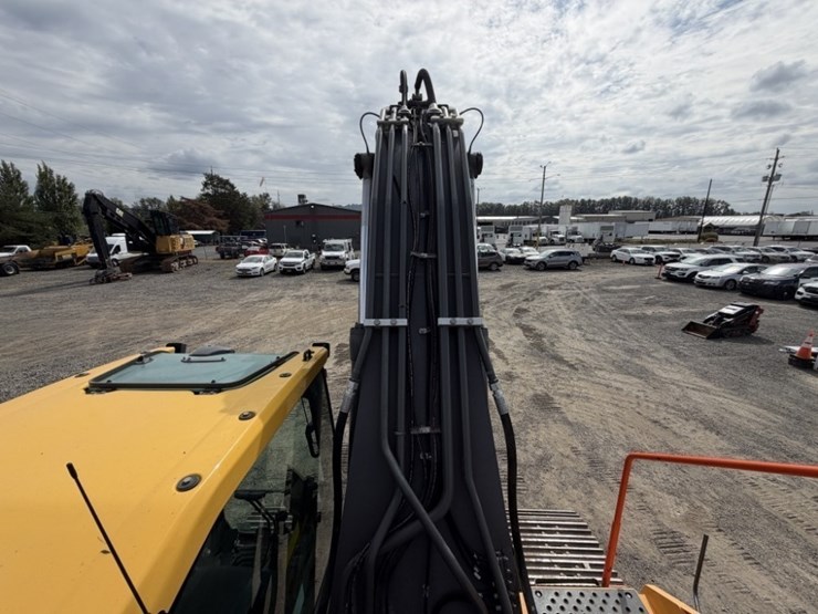 2020-volvo-ec300el-image-27
